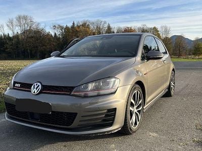 Gebraucht VW Golf VII GTI 300 PS (220 kW) 2013 Grau Limousine