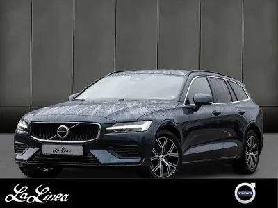 Gebraucht Volvo V60 Core 163 PS (119 kW) 2022 Blau Kombi
