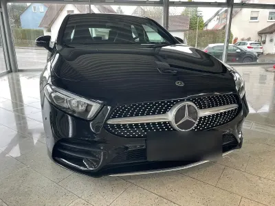 Gebraucht Mercedes A180 AMG line 136 PS (100 kW) 2018 Schwarz Kombi