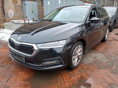Gebraucht Skoda Octavia Style 150 PS (110 kW) 2022 Cerna magic/black magic Kombi