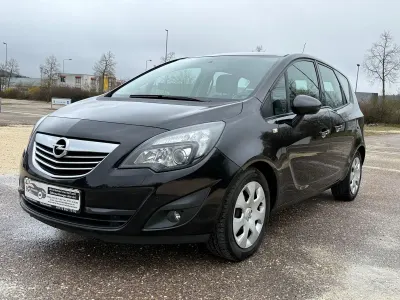 Używany Opel Meriva Innovation 120 KM (88 kW) 2010 Czarny Minivan