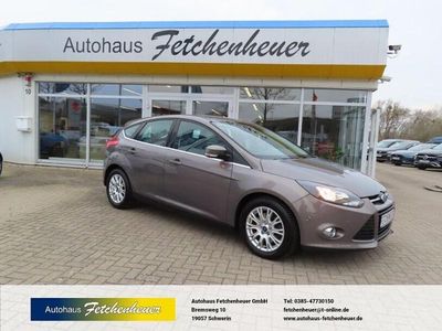 Gebraucht Ford Focus Titanium 150 PS (110 kW) 2011 Met.) (braun Limousine