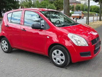 Gebraucht Suzuki Splash Basic 65 PS (47 kW) 2009 Rot Kleinwagen