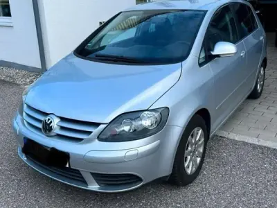 Używany VW Golf IV 105 KM (77 kW) 2006 Srebrny Sedan/Limuzyna