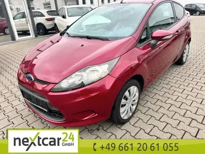 Gebraucht Ford Fiesta Trend 82 PS (60 kW) 2009 Rot Kleinwagen