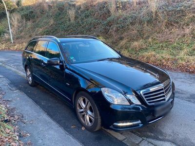 gebraucht Mercedes E220 