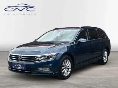 Gebraucht VW Passat Business 150 PS (110 kW) 2022 Blau Kombi