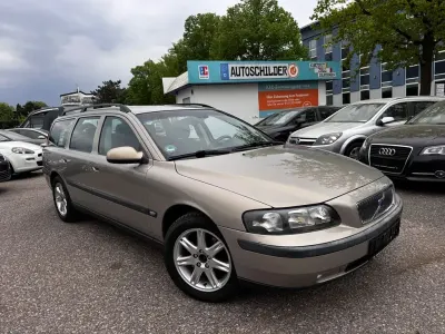 Usata Volvo V70 Comfort 140 CV (102 kW) 2006 Marrone Station wagon