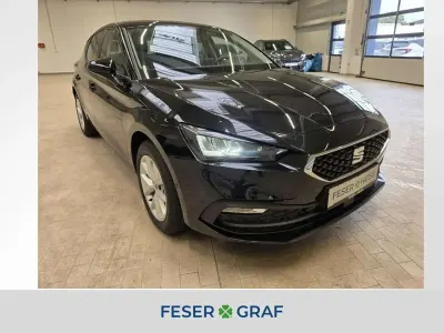 Neu Seat Leon Style 150 PS (110 kW) 2026 Midnight schwarz metallic Limousine