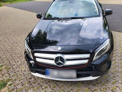 Brugt Mercedes GLA200 156 HK (114 kW) 2015 Sort SUV