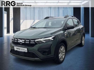 Second-hand Dacia Sandero Essentiel 91 CP (66 kW) 2024 Verde Berlinǎ