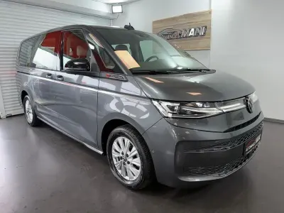 Gebraucht VW Multivan Style 150 PS (110 kW) 2025 Grau Van / Kleinbus