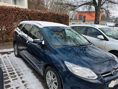 Gebraucht Ford Focus 125 PS (91 kW) 2013 Blau Kombi