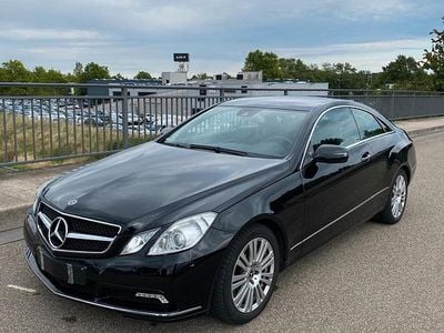 Usata Mercedes E350 292 CV (214 kW) 2010 Nero Coupé