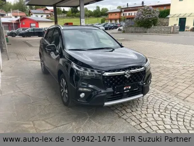 Gebraucht Suzuki SX4 S-Cross Comfort+ 129 PS (94 kW) 2022 Schwarz SUV