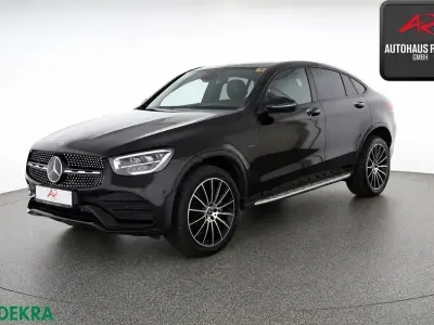 Gebraucht Mercedes GLC300e AMG 320 PS (235 kW) 2020 Schwarz SUV