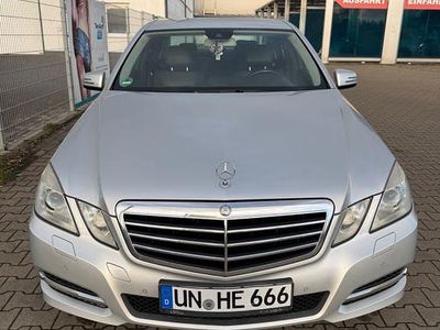 Gebraucht Mercedes E220 Avantgarde 170 PS (125 kW) 2011 Silber Limousine