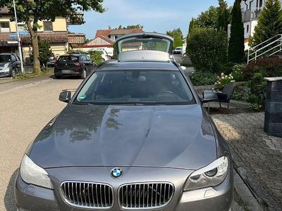Gebraucht BMW 520 184 PS (135 kW) 2012 Grau Kombi
