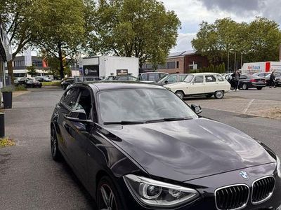 Gebraucht BMW 116 Sport Line 136 PS (100 kW) 2013 Schwarz Kleinwagen