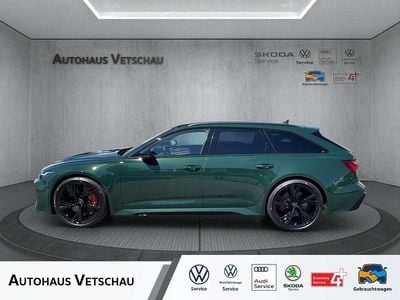 Gebraucht Audi RS6 Ambiente 600 PS (441 kW) 2024 Goodwoodgrün perleffekt (grün) Kombi