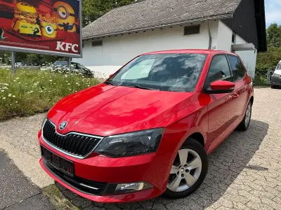 Gebraucht Skoda Fabia Style 90 PS (66 kW) 2017 Rot Kleinwagen