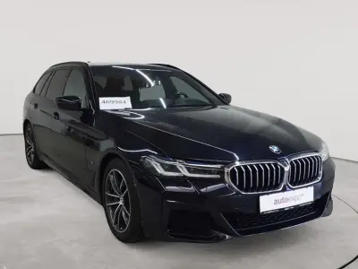 Gebraucht BMW 530 Sport Line 286 PS (210 kW) 2022 M carbonschwarz metallic Kombi