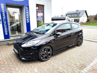 gebraucht Ford Fiesta 1.6 EcoBoost ST200