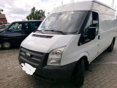 Gebraucht Ford Tourneo 120 PS (88 kW) 2012 Weiß Van / Kleinbus
