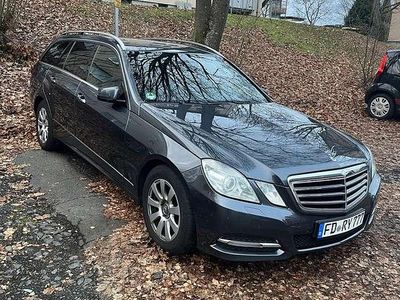 Gebraucht 2012 Mercedes E220 Avantgarde Kombi | 6.700 € (Teuer)