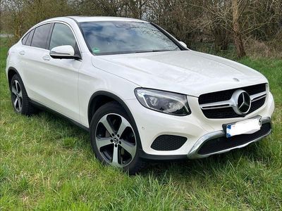 Gebraucht Mercedes GLC250 211 PS (155 kW) 2018 Weiß SUV