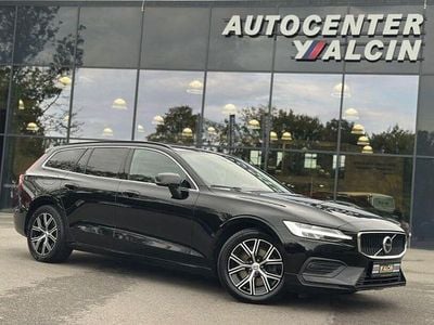 Black solid stone Gebraucht 2023 Volvo V60 Core Kombi | 26.290 € (Guter Preis)
