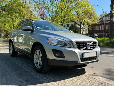 Gebraucht Volvo XC60 Summum 163 PS (119 kW) 2009 Silber SUV