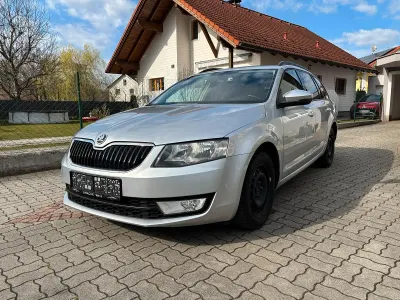 Gebraucht Skoda Octavia Family 105 PS (77 kW) 2014 Silber Kombi