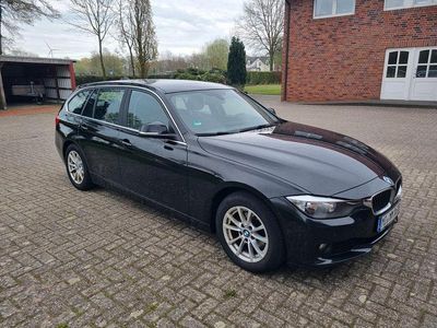 Usata BMW 320 184 CV (135 kW) 2015 Nero Station wagon
