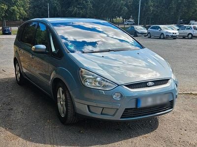 Gebraucht Ford S-MAX 140 PS (102 kW) 2009 Andere farben Van / Kleinbus