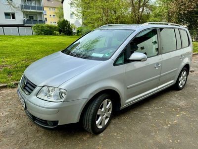 gebraucht VW Touran 2.0 TDI Highline Highline