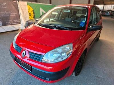 Używany Renault Scénic 97 KM (71 kW) 2003 Czerwony Minivan