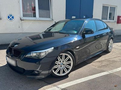 BMW 523