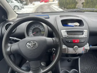 Gebraucht Toyota Aygo 55 PS (40 kW) 2006 Grau Kleinwagen