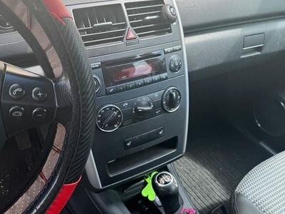Mercedes A200