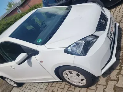 Gebraucht Seat Mii 60 PS (44 kW) 2019 Weiß Kleinwagen