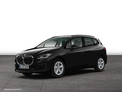 Gebraucht BMW 230e Active Tourer Luxury Line 326 PS (239 kW) 2025 Van / Kleinbus