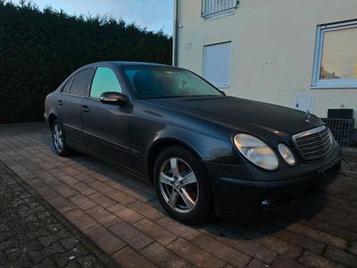 Mercedes E220