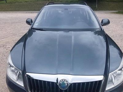 Gebraucht Skoda Octavia 140 PS (102 kW) 2009 Grau Kombi