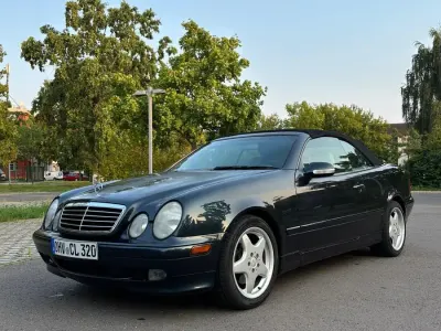 Gebraucht Mercedes CLK320 218 PS (160 kW) 2002 Cabrio