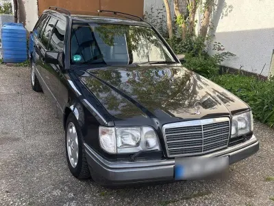 Brugt Mercedes E320 Sportline 220 HK (161 kW) 1995 Sort Stationcar