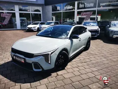 Neu Kia K4 GT-Line 179 PS (131 kW) 2026 Grau Limousine