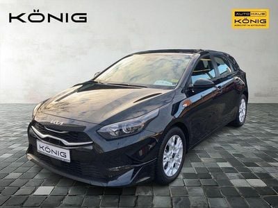 Second-hand Kia Ceed Edition 7 101 CP (74 kW) 2023 Negru Hatchback