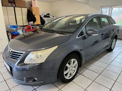 gebraucht Toyota Avensis Kombi Sol*AHK*Sitzheiz.*Alus*