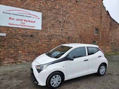 Usata Toyota Aygo 72 CV (52 kW) 2019 Bianco Utilitaria